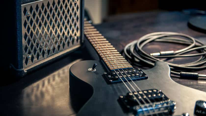 Squier chitarre elettriche