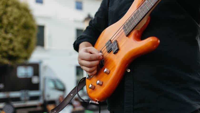 basso elettrico Hofner