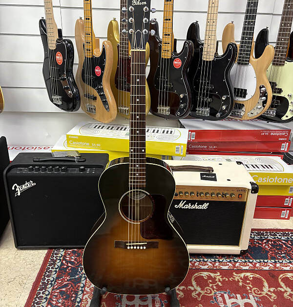 GIBSON L00 BLUES KING 2010